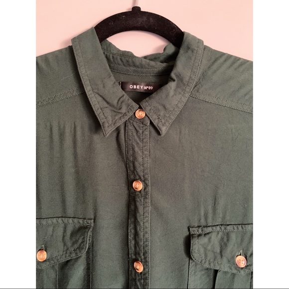 OBEY button up - Picture 1 of 6